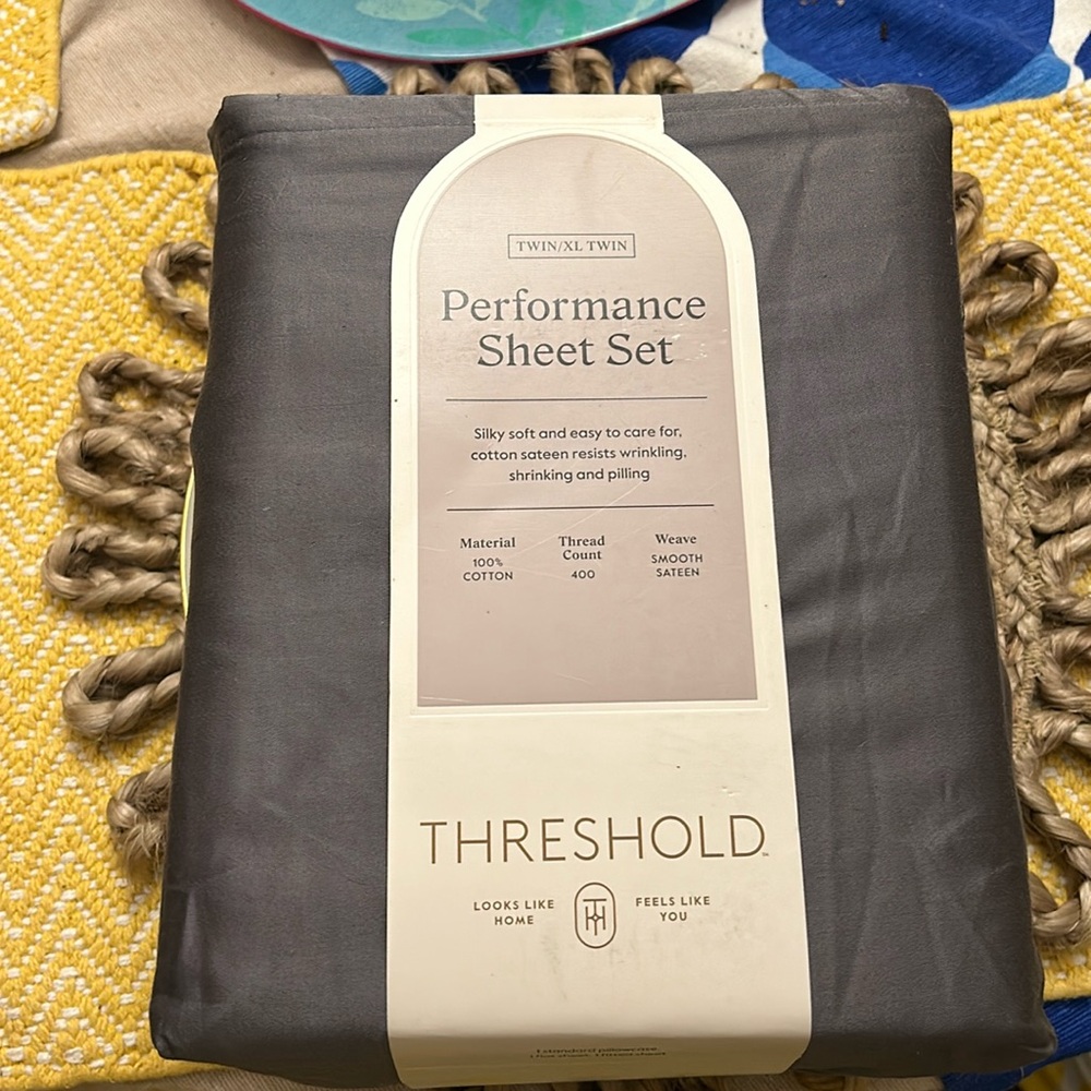 Twin XL 400 Thread Count Solid Performance Sheet Set Dark Gray - Thresho…